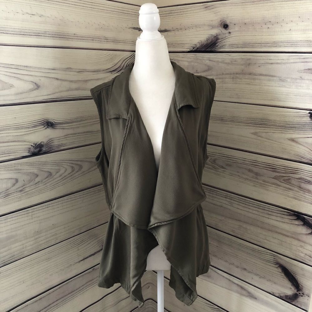 FRANCESCAS Miami Olive Green Draped Front Cinched Waist Vest Large